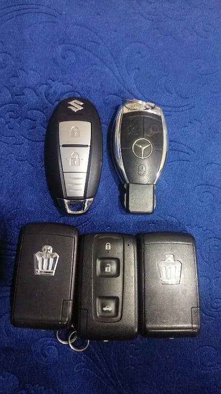 Original Mercedes Benz, Suzuki, Toyota, Remotes with keys available 1