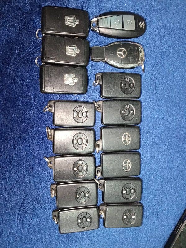 Original Mercedes Benz, Suzuki, Toyota, Remotes with keys available 3