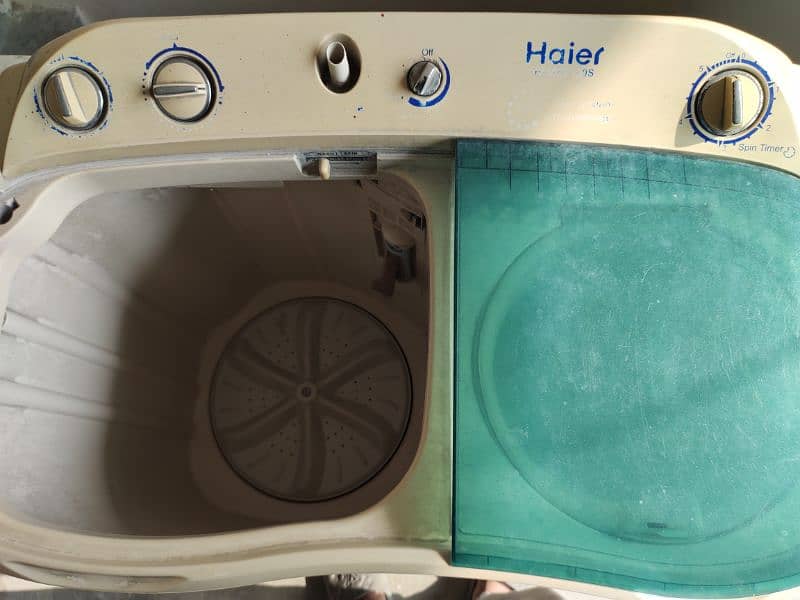 haier 2 in 1 washing machine ,washer and dryer 2