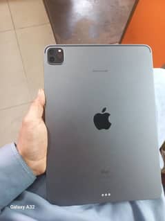 i pad 1 pro third3 genration 10 by 10 condition i cloud lock