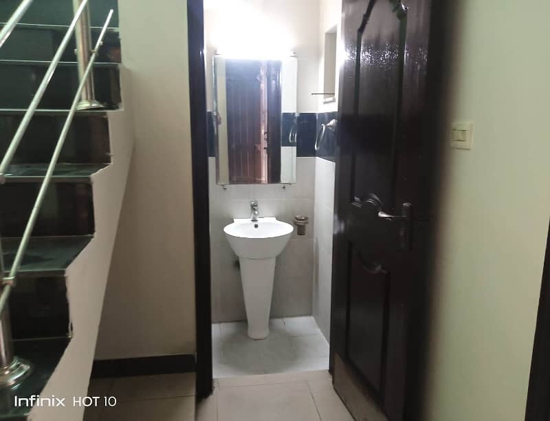 3 Bed Apartment Available For Rent In Askari 11 Lahore. 7