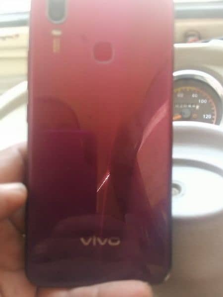 Vivo y 11 Best mobile phone 3.32  No Ripper No Open 10