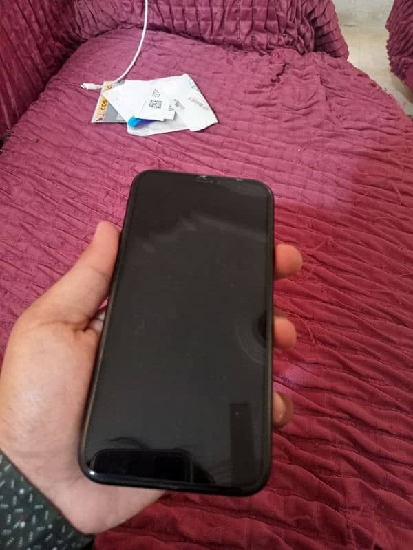 Iphone Xr PTA approved Factory unlocked 2