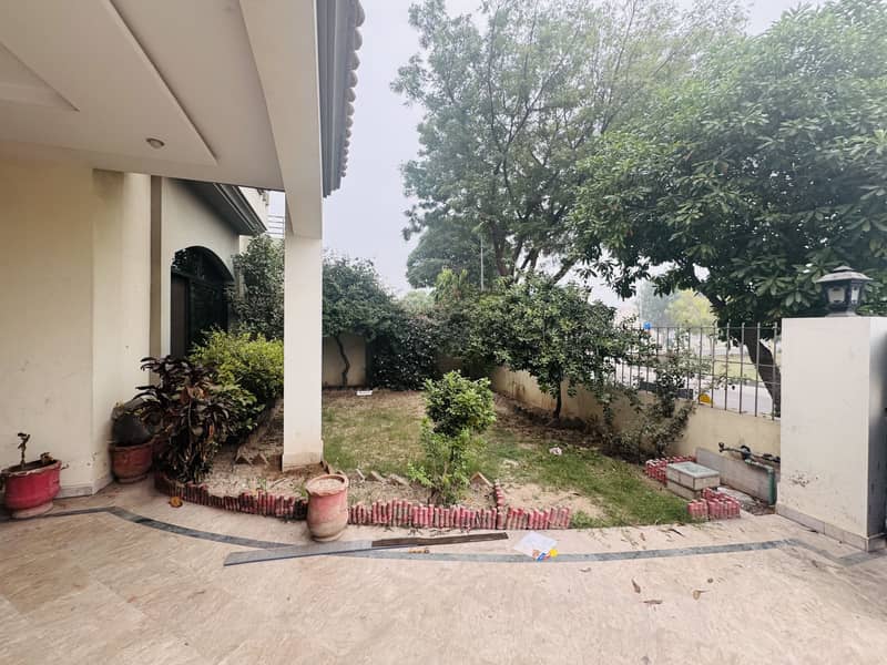 1 Kanal upper portion Located In Sukh Chayn Gardens Is Available For Rent 1