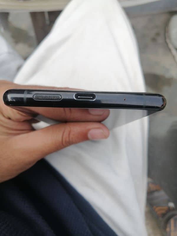 Sony Xperia 1 good condition all ok non pta best for gaming 5