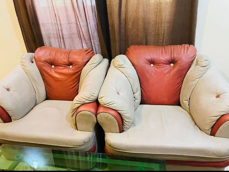 Used Sofa Set in Excellent Condition - Stylish & Comfortable 1