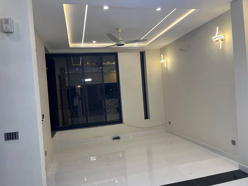 5 MARLA BRAND NEW HOUSE FOR RENT IN PARK VIEW CITY LAHORE 4