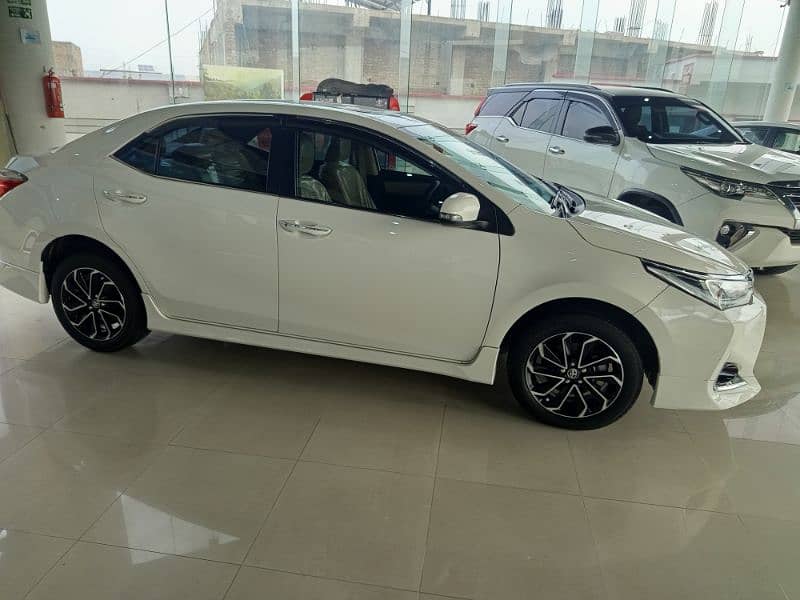 Toyota Altis Grande 2024 1