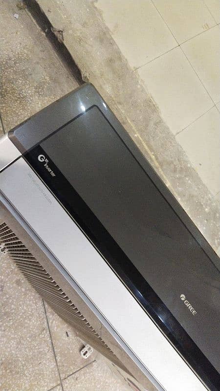 Gree 1.5 ton Inverter heat and cool with genuine Gass 15 days warranty 0