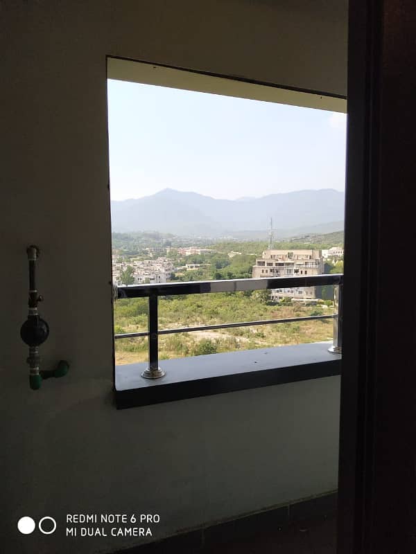 Beautiful Fully Furnished 2 Bedrooms Apartment Available For Rent 4