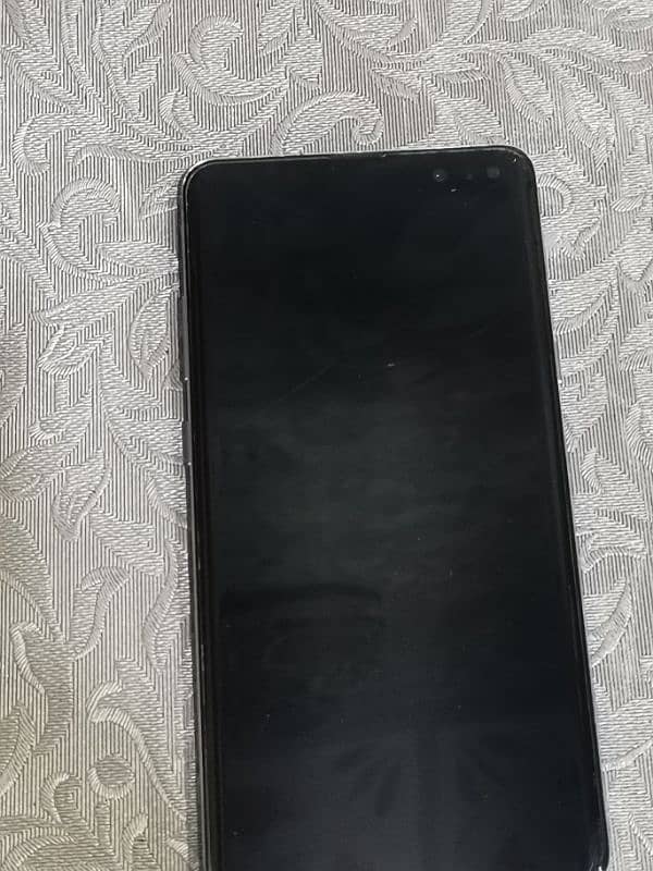 samsong s10 plus 5G 256 gb pta aprowad 3