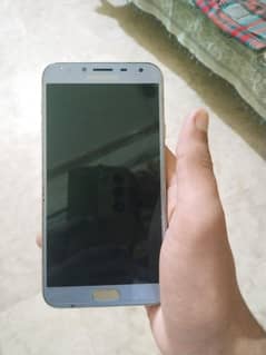 Samsung j4