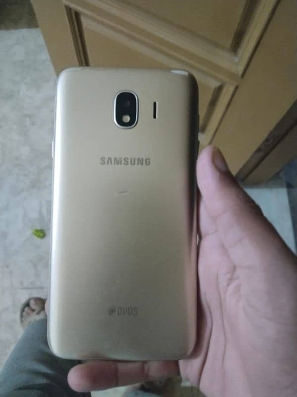 Samsung j4 2