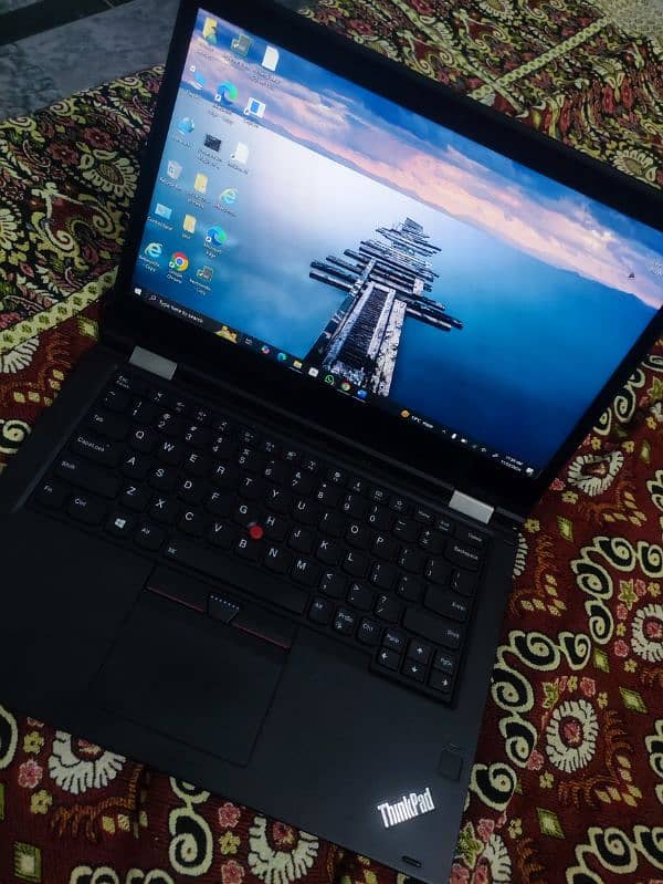 Lenevo Yoga x380 1