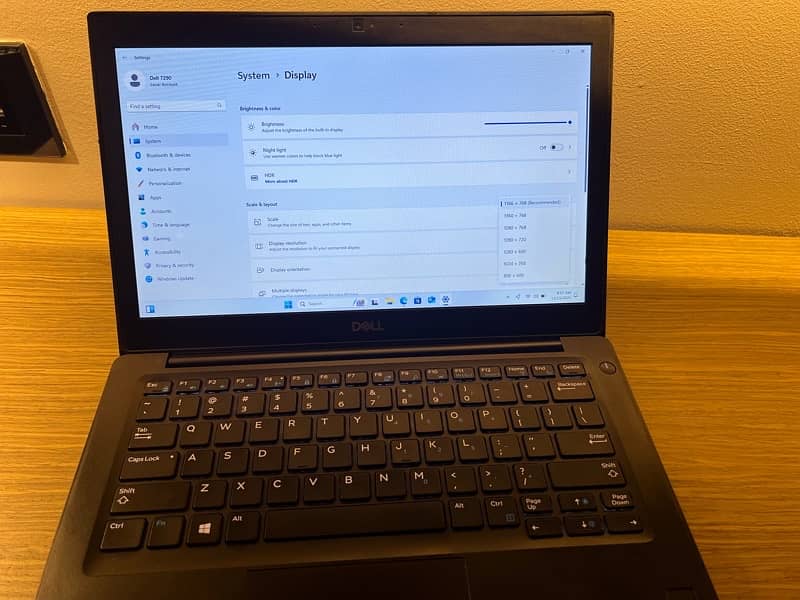 Dell Latitude 7290 i7 8th Gen 10