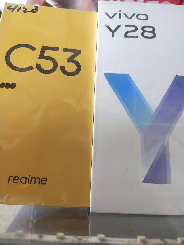 vivo کا موبائیل اور ساتھ realme کا موبائیل دونوں نیو ہیں قسظوں والے 0