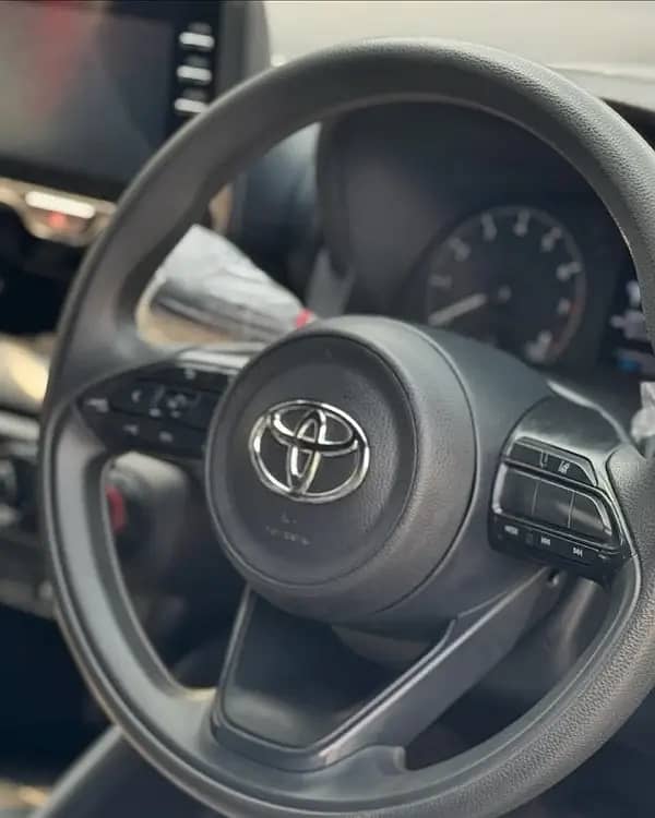 Toyota Yaris 2022 3