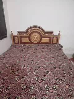 selling bed set