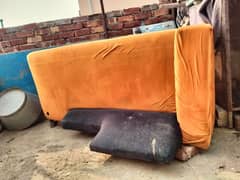 Dewan sofa for sale