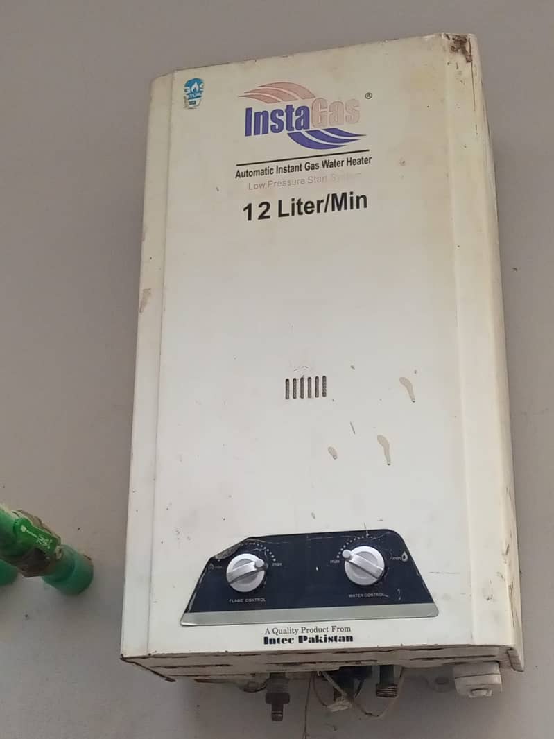 Instagas Instant Gas Water Heater (12 liter) 2