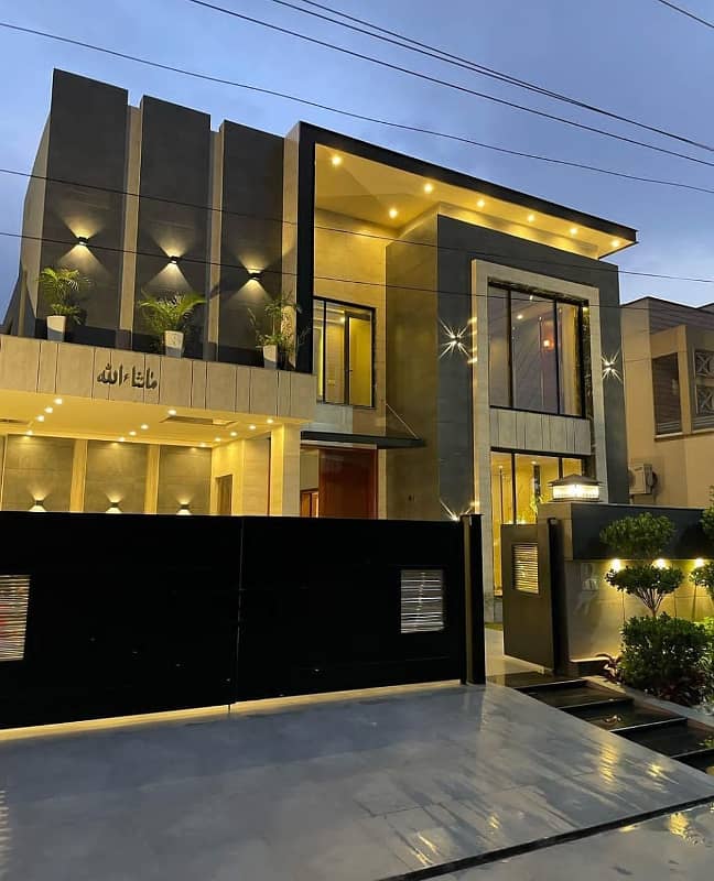 1 Kanal Elegant Upper Portion On Top Location For Rent In DHA Phase 1 Lahore 0