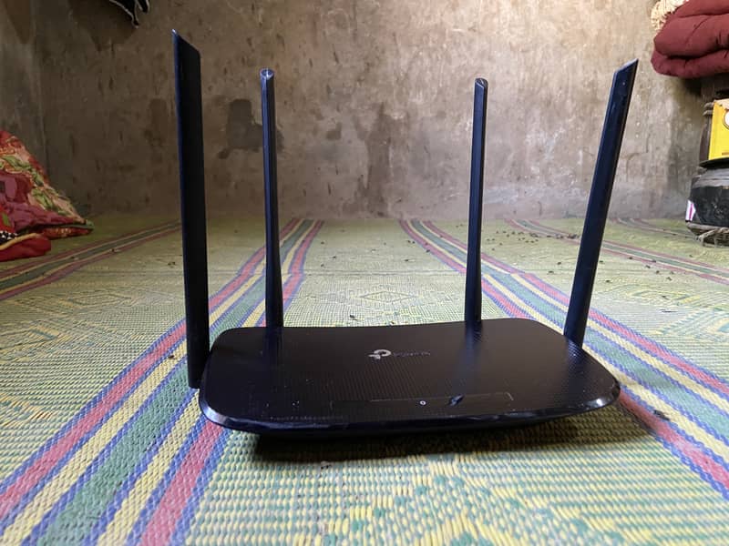 TP-Link Archer VR-300 1