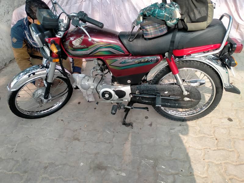 Honda CD 70 2023 0