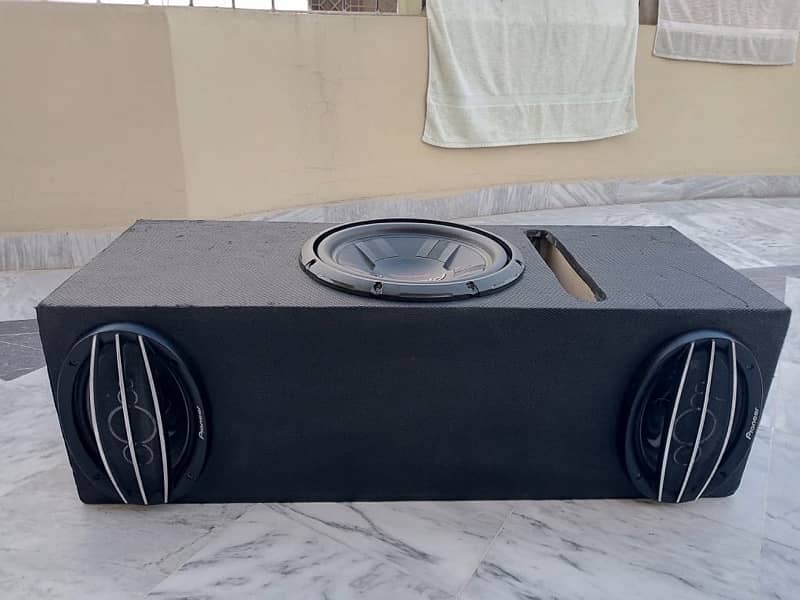 Pioneer Amplifier Car Audio System with Speakers & Tweeters 0