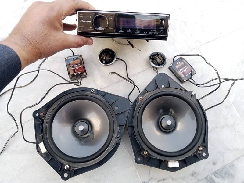 Pioneer Amplifier Car Audio System with Speakers & Tweeters 2