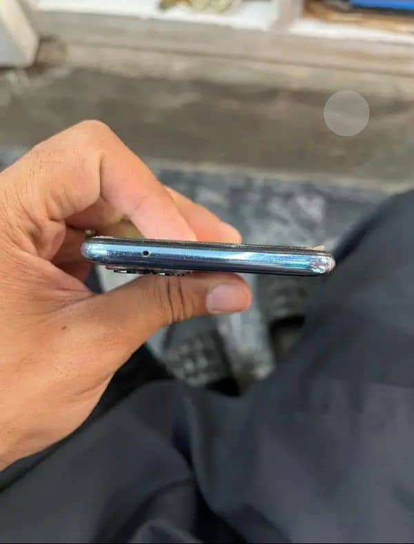 Oppo F17 Pro 8 GB 128 GB Contact Number, 0305,694,94,75 3