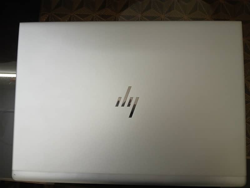 HP Elitebook 840 G6 i7 8th gen touch 0