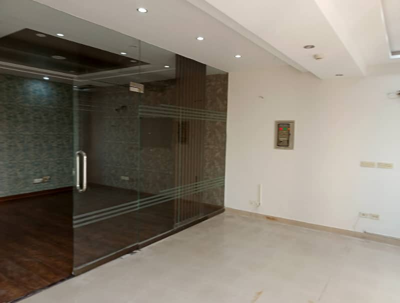 4 Marla 2nd Floor Office With Elevator For Rent In DHA Phase 6 Main Boulevard, Lahore. 3