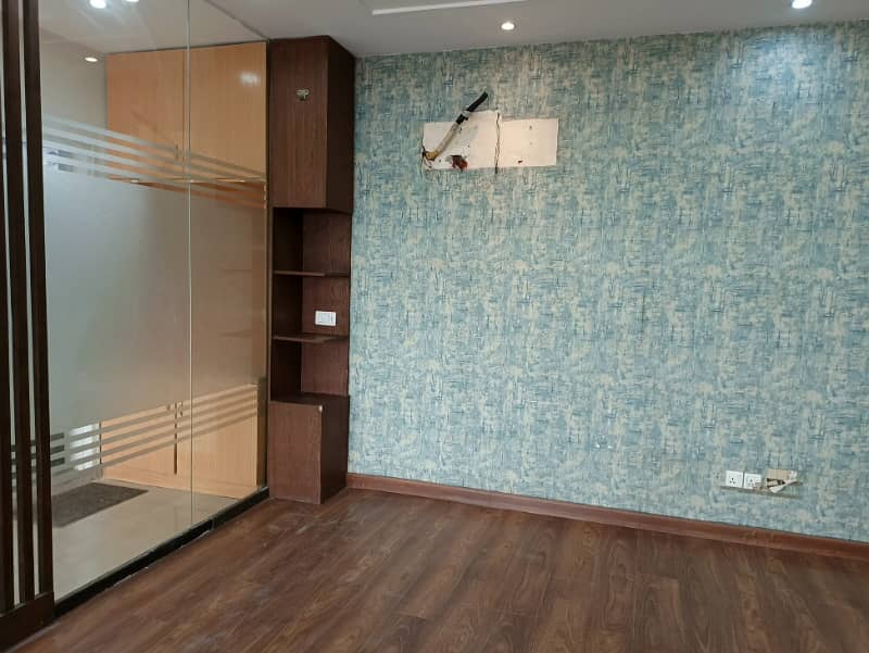 4 Marla 2nd Floor Office With Elevator For Rent In DHA Phase 6 Main Boulevard, Lahore. 10