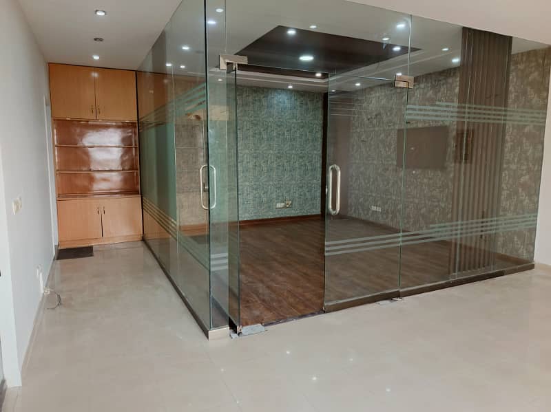 4 Marla 2nd Floor Office With Elevator For Rent In DHA Phase 6 Main Boulevard, Lahore. 13