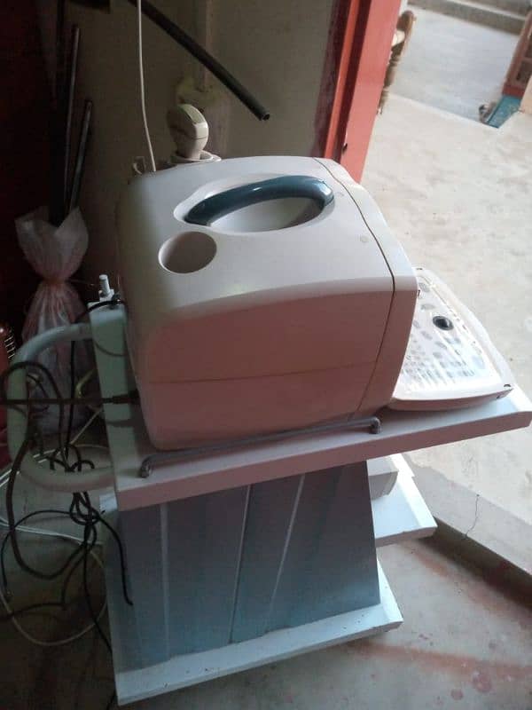 Ultrasound machine DP 2200 Mindray with original Sony printer 1