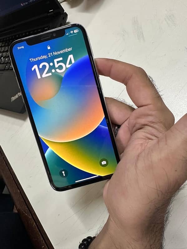 Iphone X 64 gb (Read Description) Non Pta but Sim working all 5