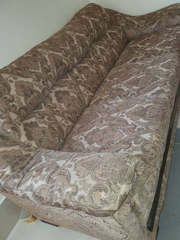 5 seeter sofa set 2