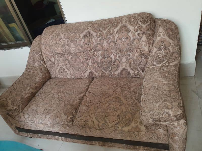 5 seeter sofa set 9