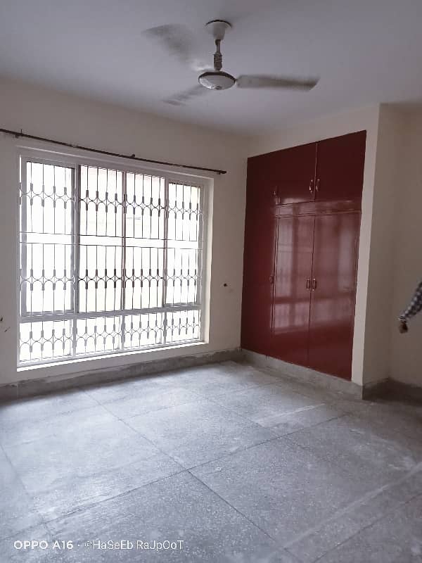 14 Marla full house Available For Rent In Falcon complex Tufail road. 7