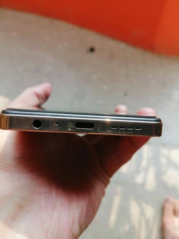 Infinix Note 30.10 by 10 condition. 2