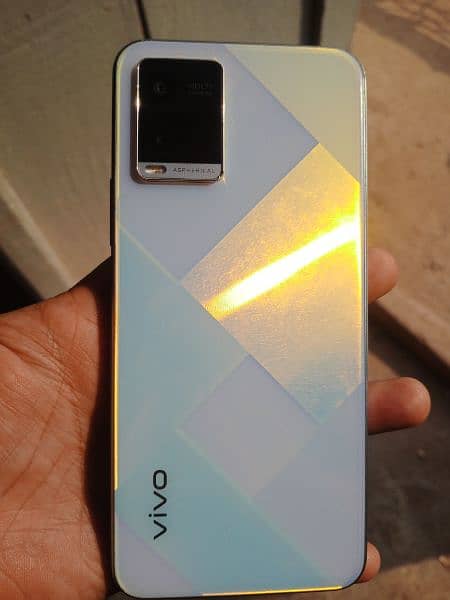 Vivo y21 1