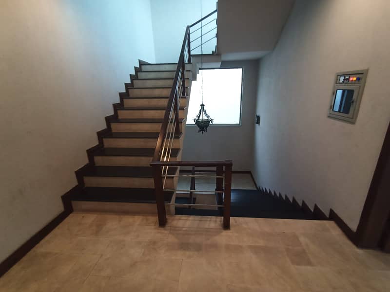 1 Kanal Beautifully Designed House With 100% Original Pics Available For Rent In DHA Lahore 12