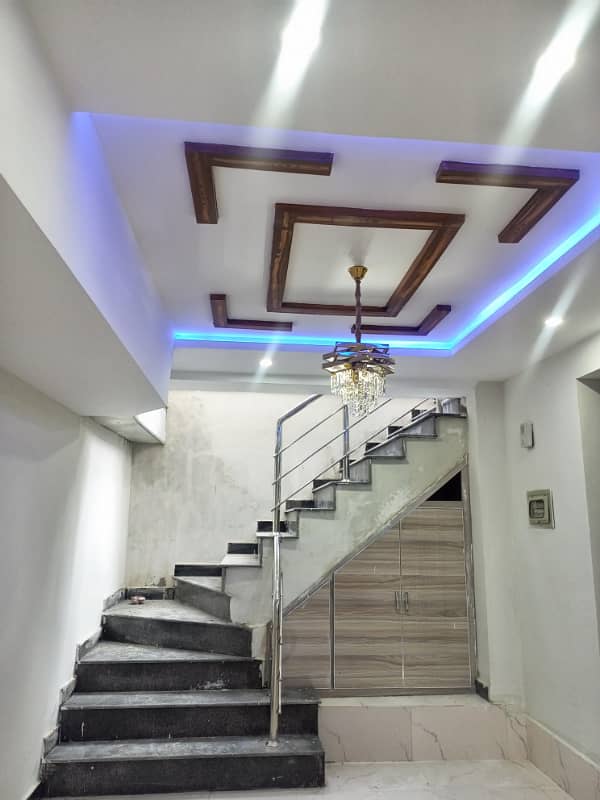 Upper portion house 1.5story available for rent location main haji cam double road. 18