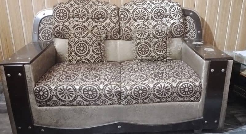 Sofa for sale. 3