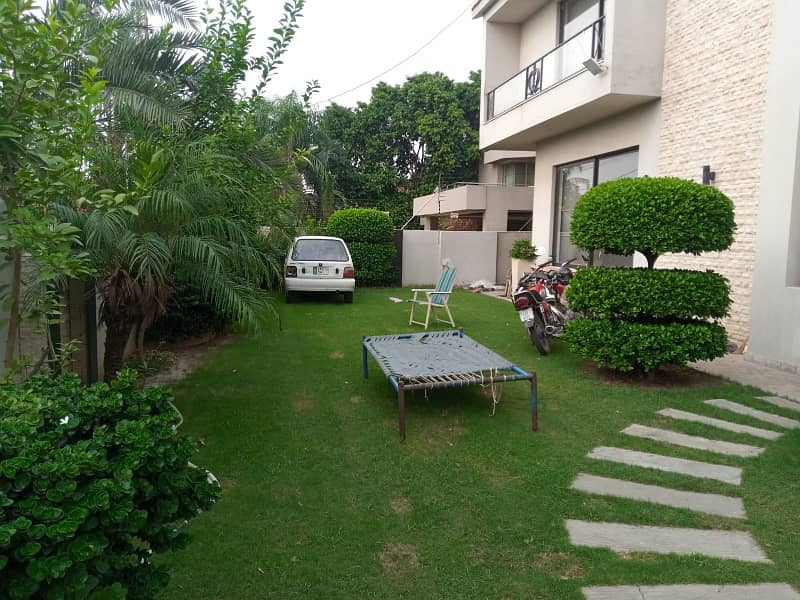 DHA Lahore 2 Kanal Faisal Rasool Design House Fully Furnished And Full Basement With Swimming Pool With 100% Original Pics Available For Sale 1