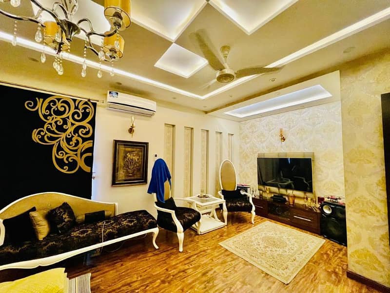 DHA Lahore 1 Kanal Brand New Mazher Munir Design House Full Furnished With 100% Original Pics Available For Sale 14