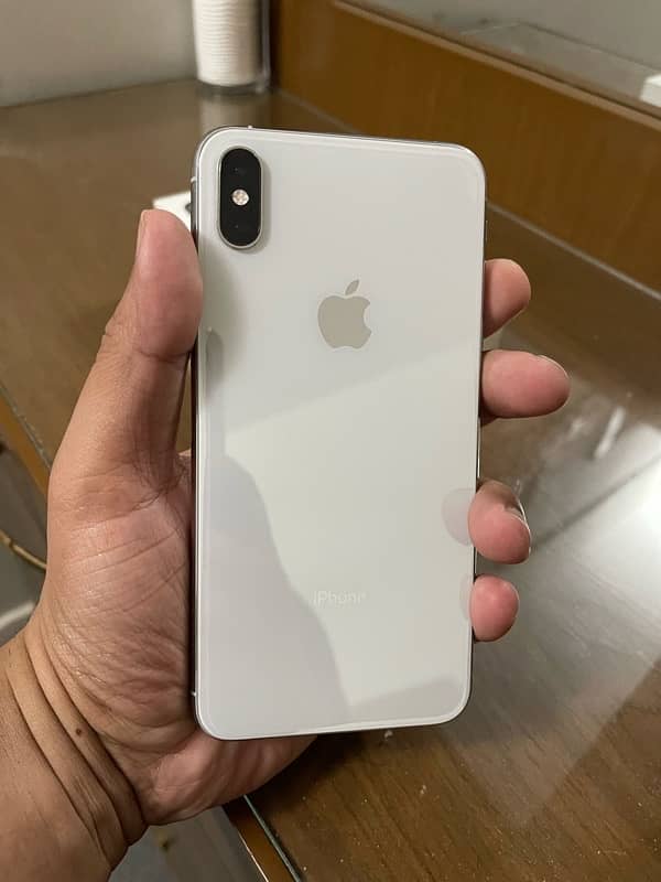 iphone xs max 256gb pta approved 3