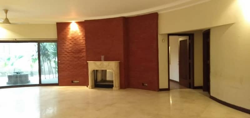 1 Kanal Super Out House Prime Hot For Sale dha Phase5 6