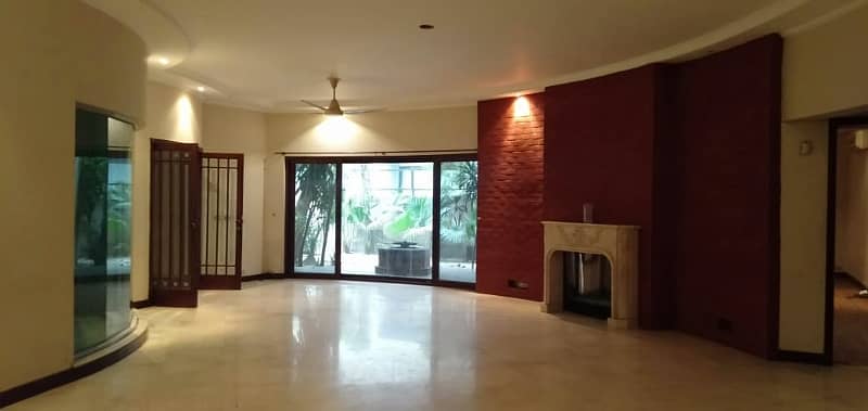 1 Kanal Super Out House Prime Hot For Sale dha Phase5 10