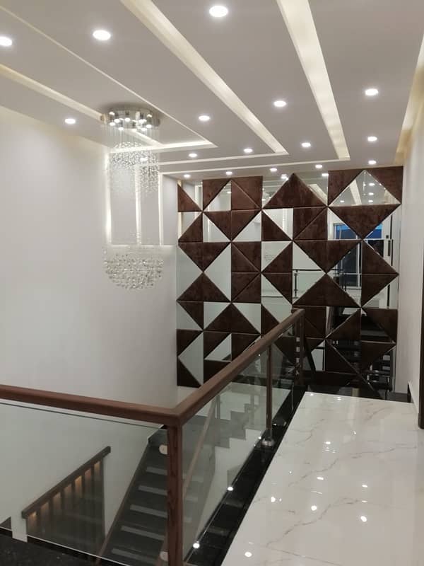 1 Kanal Modern out Design House Prime Hot For Sale Sui Gas Phase1 14